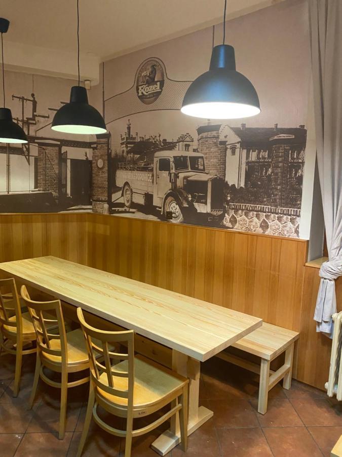 Restaurace U Vlkove Hotel Kamenice Luaran gambar