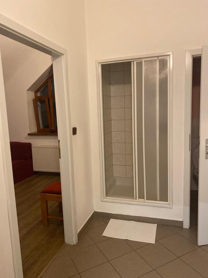 Restaurace U Vlkove Hotel Kamenice Luaran gambar